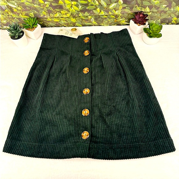 {ASOS} NWT! Dark Hunter Green Corduroy Tortoise Shell Button-Front Skirt - Picture 2 of 16